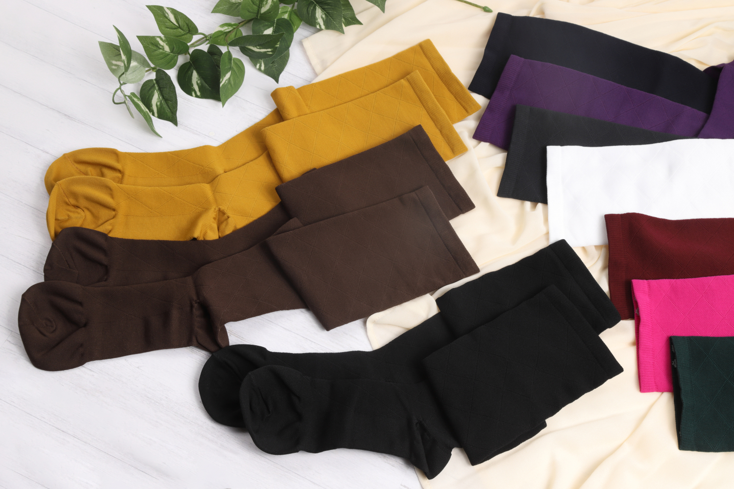 着圧ソックス（ダイヤ柄）